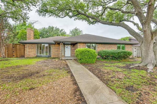 1601 Elk Grove Drive, Richardson, TX 75081