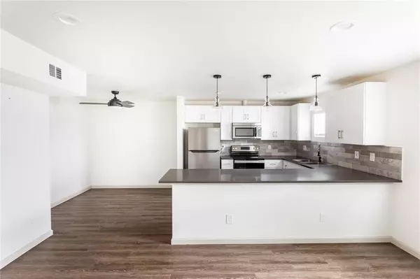 Dallas, TX 75214,4912 Gaston Avenue #G