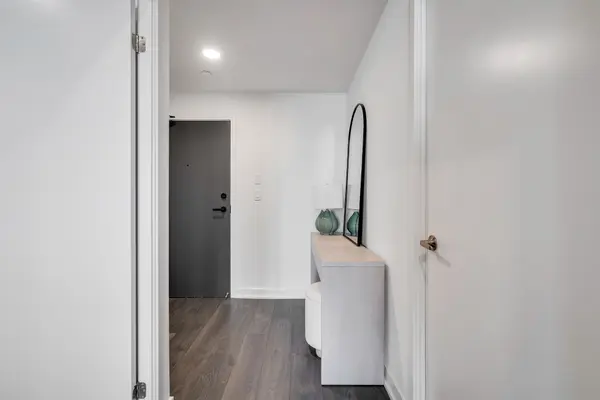 Toronto W01, ON M3H 3N2,57 Brock AVE #608