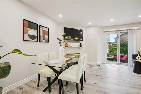 Mississauga, ON L4Z 3R7,5517 Whistler CRES