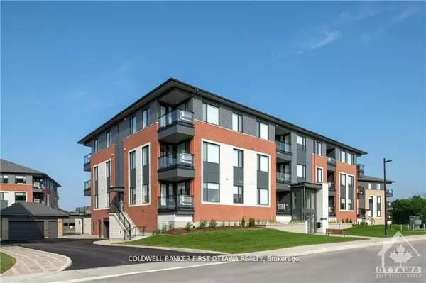 520 PIMIWIDON ST #203, Manor Park - Cardinal Glen And Area, ON K1K 5B4