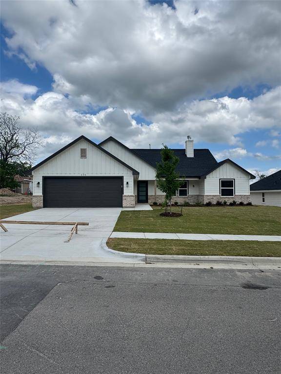 608 N MILL Street, Weatherford, TX 76086