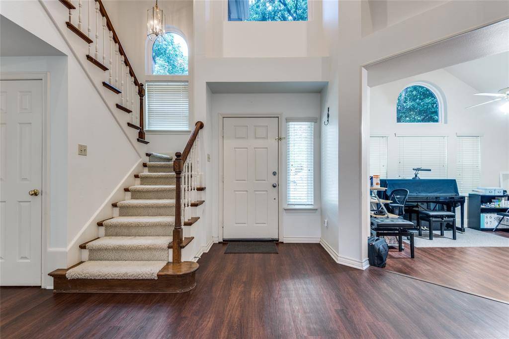 Irving, TX 75062,924 Mccoy Drive