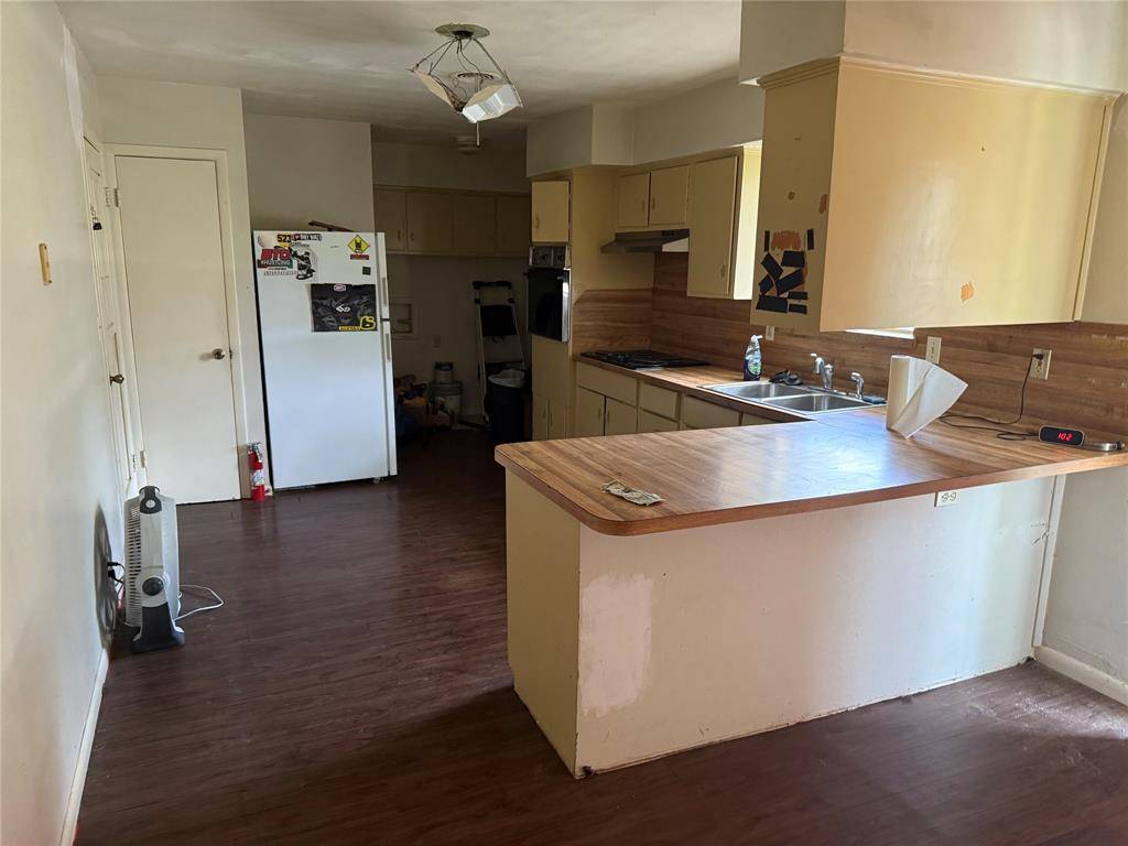 Farmers Branch, TX 75234,13817 Pyramid Drive