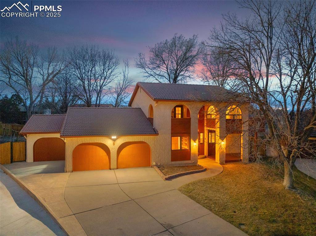5 Sandcastle CT, Pueblo, CO 81001
