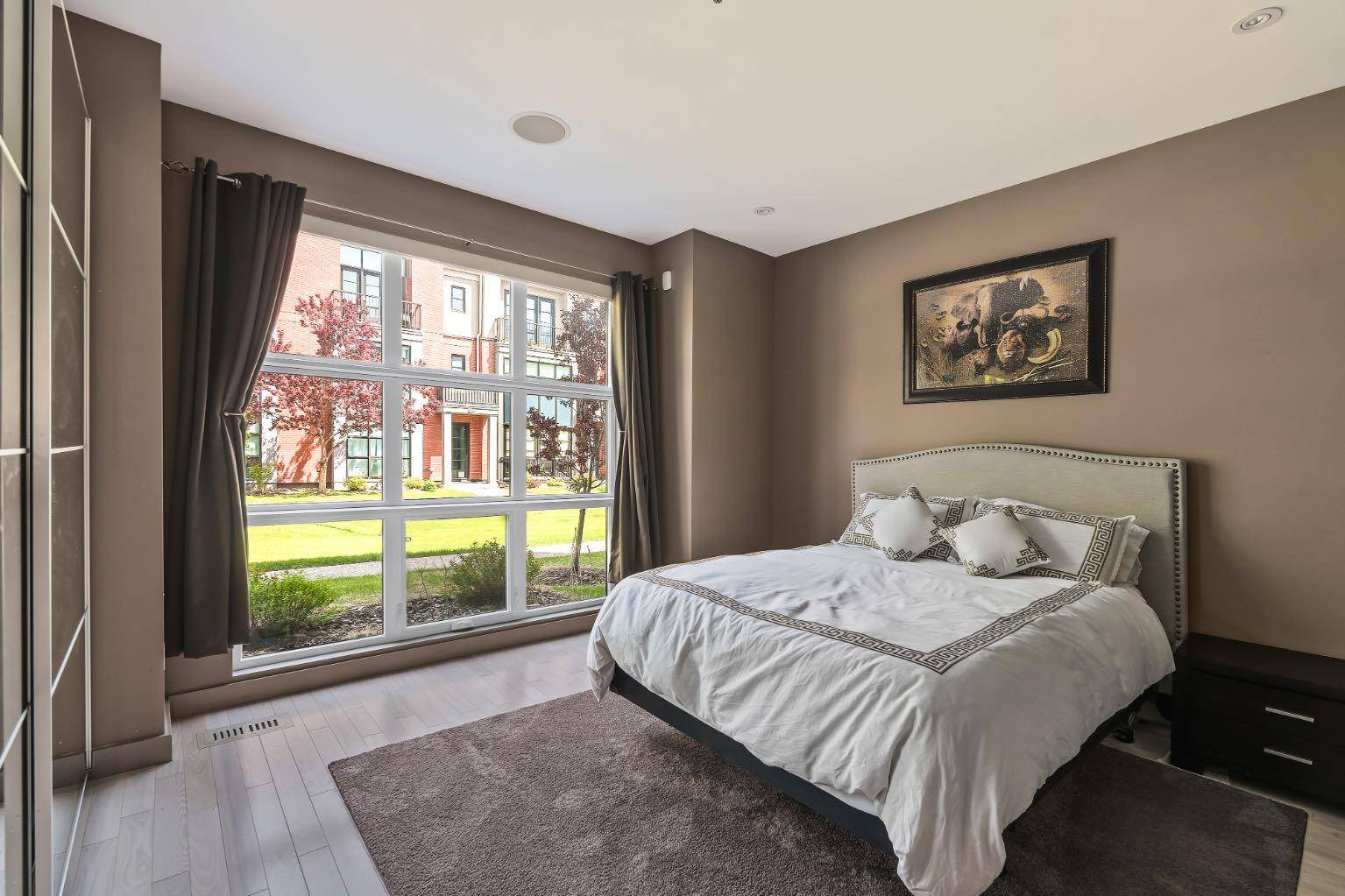 Calgary, AB T3H 0G4,713 Aspen Meadows HL Southwest