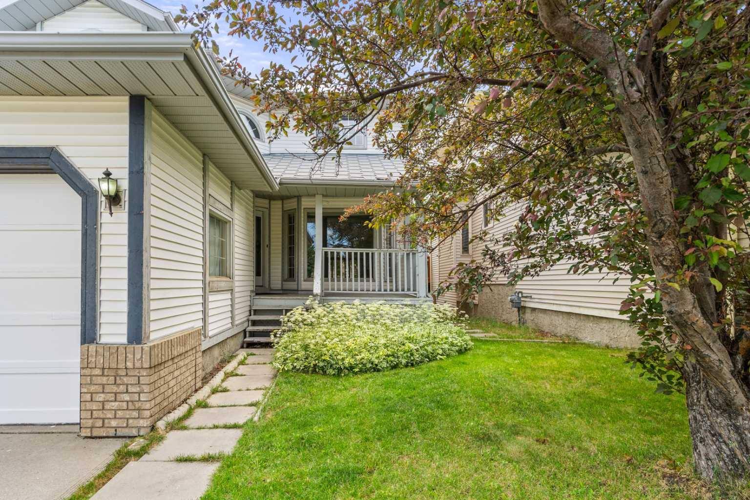 Calgary, AB T3H 2V4,96 Christie Park HL SW
