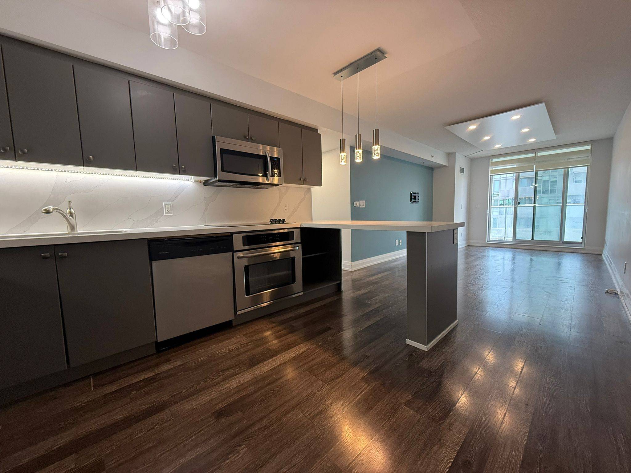 Toronto C06, ON M3H 0C5,565 Wilson AVE #904W