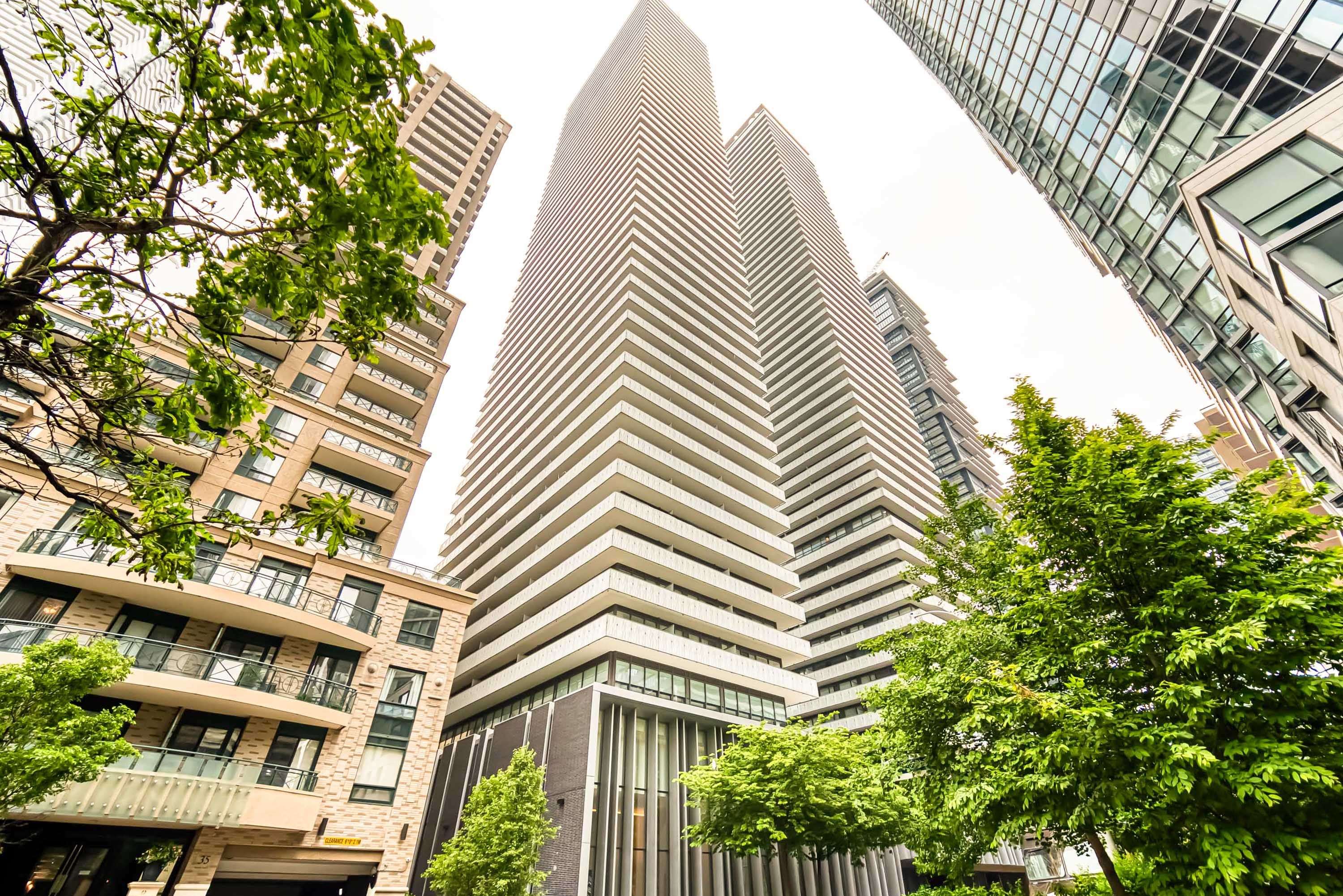 42 Charles ST E #2105, Toronto C08, ON M4Y 1T4