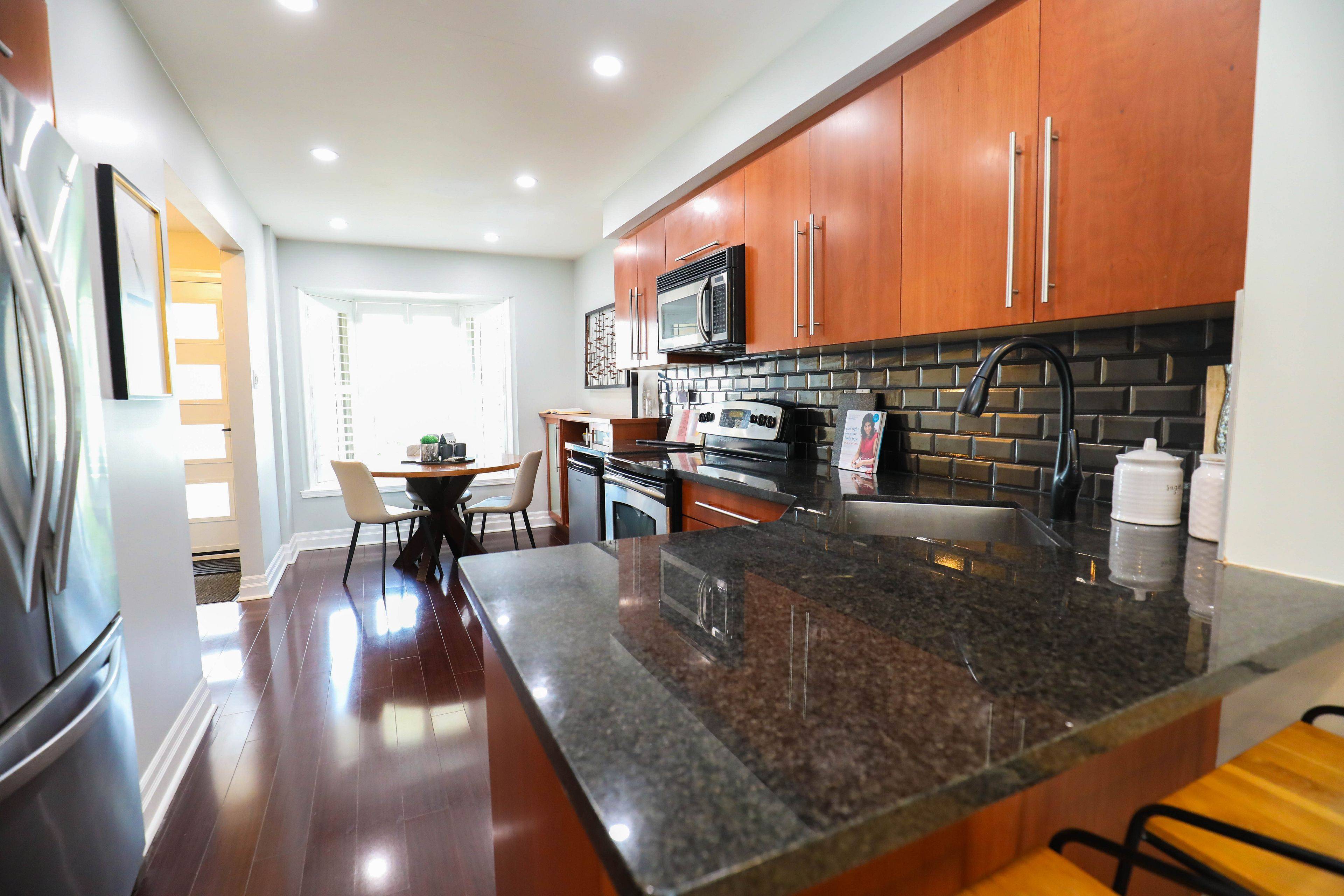 Toronto E10, ON M1B 4W8,3 Durness AVE