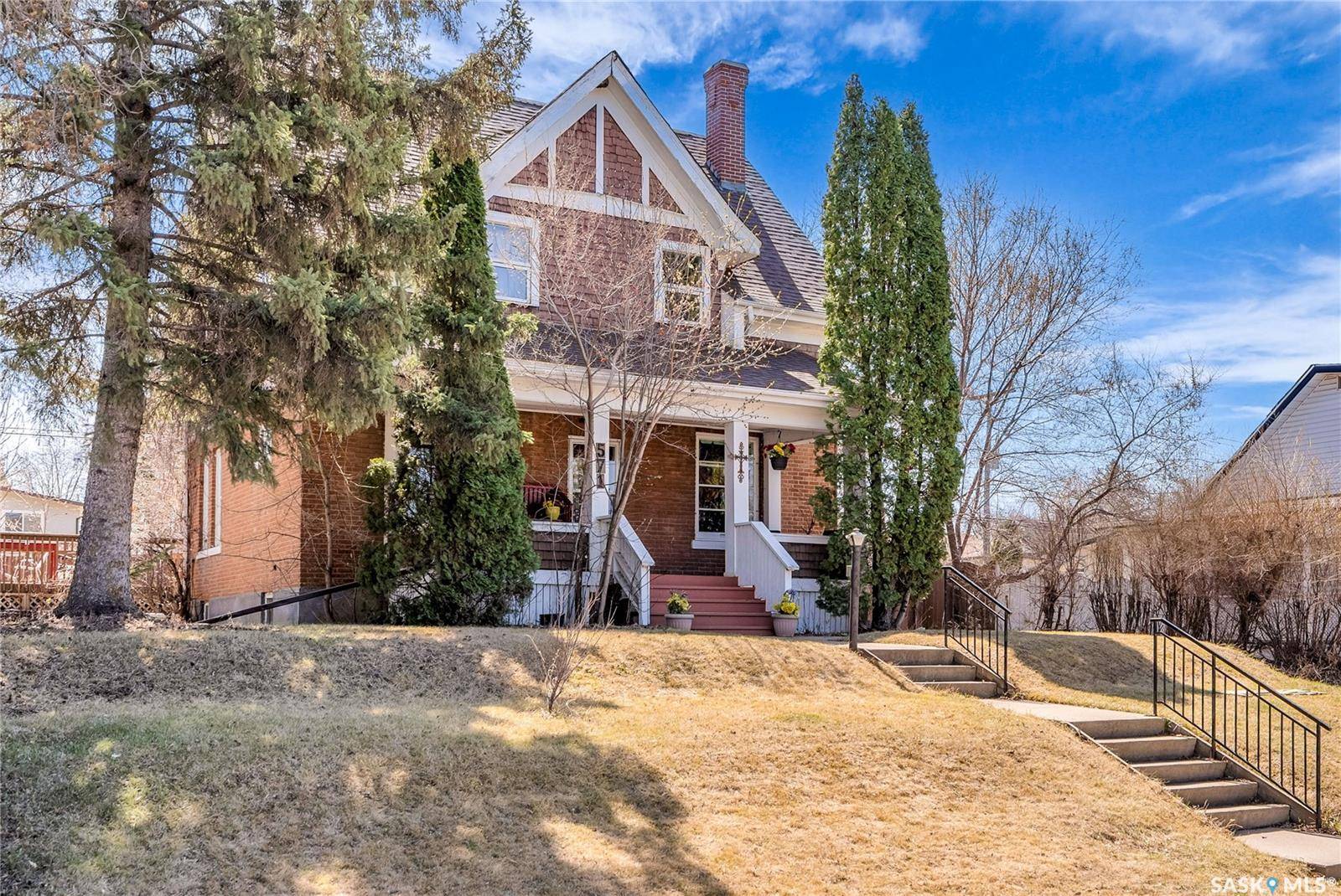 Prince Albert, SK S7V 1K3,571 19th STREET E