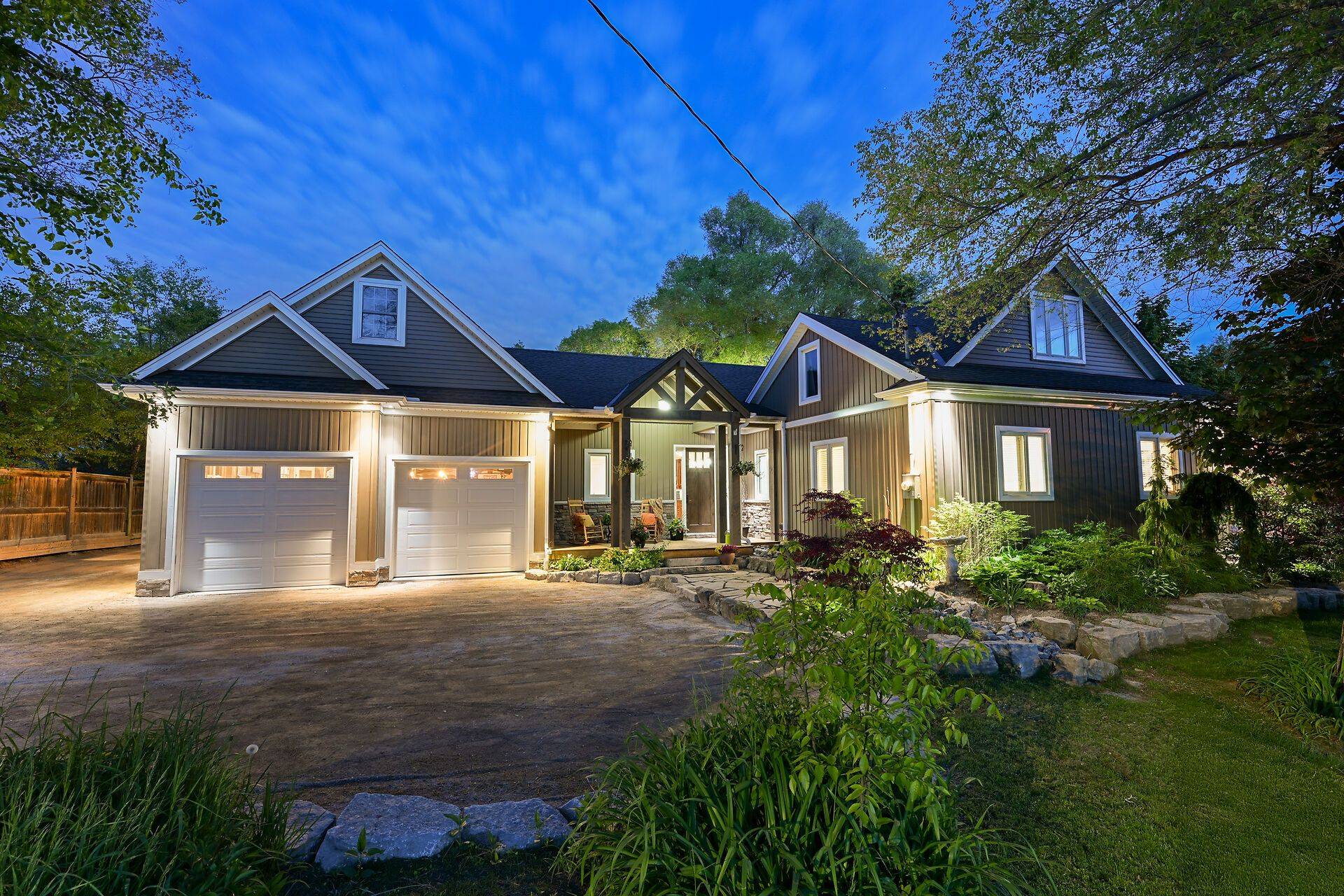 792 Old York RD, Burlington, ON L7P 4X9