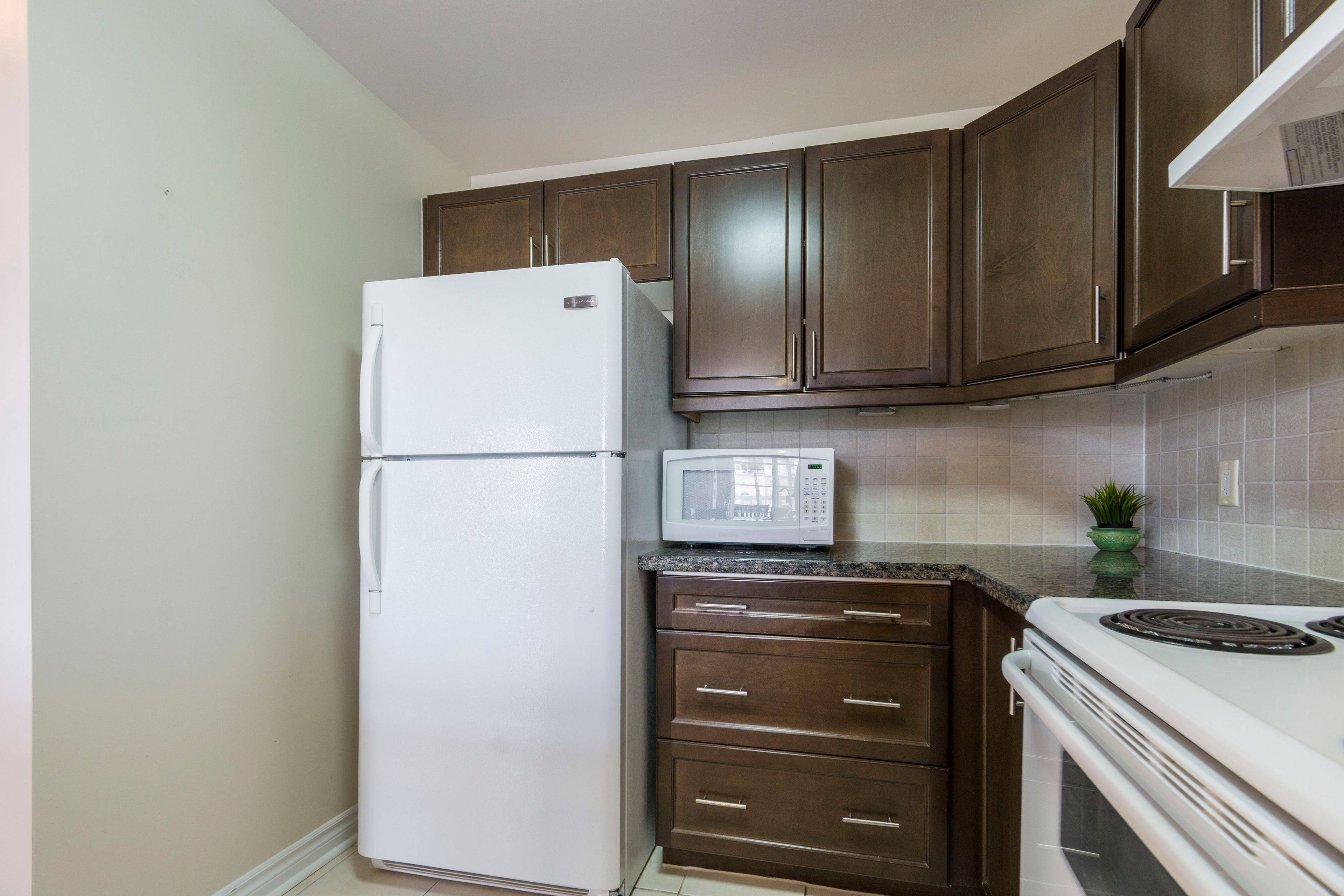 Cobourg, ON K9A 5X2,148 Third ST #212