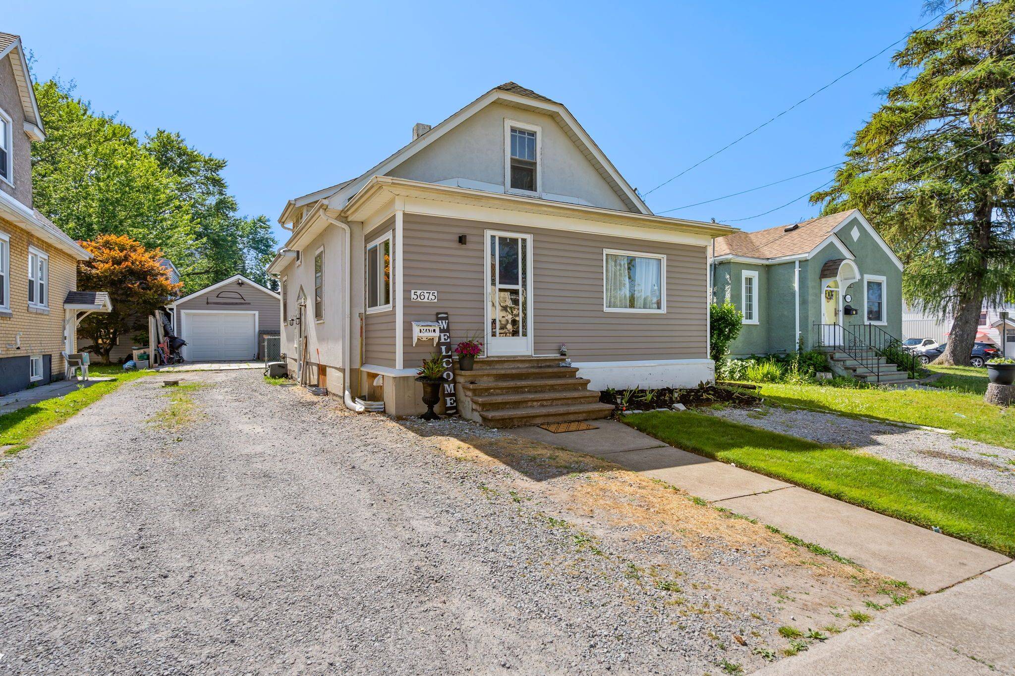 5675 Temperance AVE, Niagara Falls, ON L2G 4A6