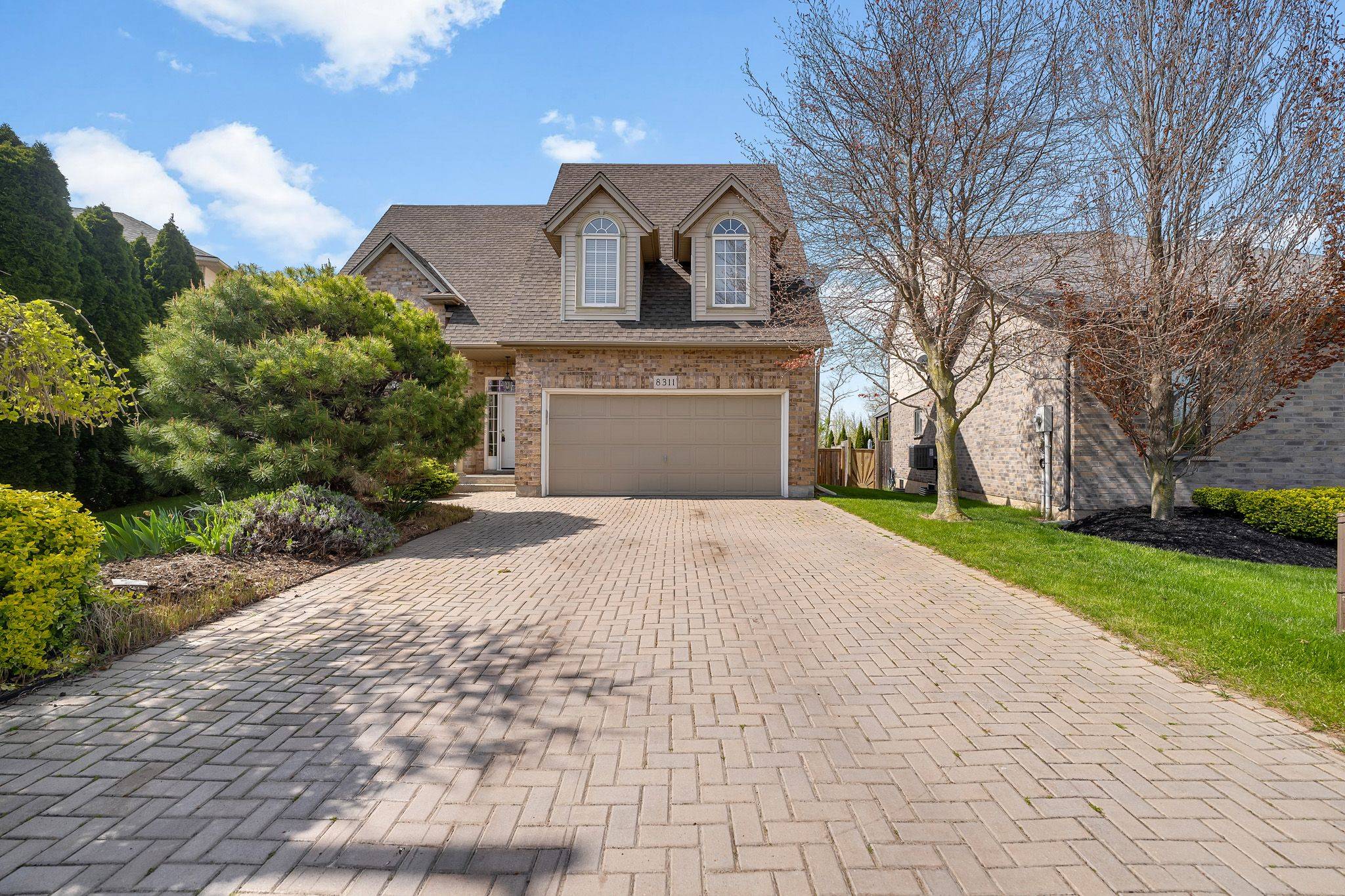 Niagara Falls, ON L2H 3M1,8311 VEGTER CT