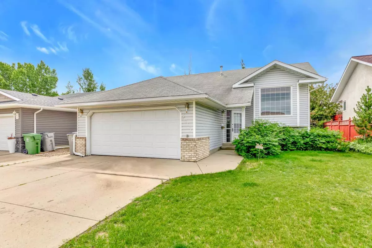 Lloydminster, AB T9V 2S2,5913 41 ST