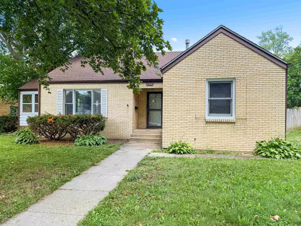 2906 Hillside Court, Rockford, IL 61108