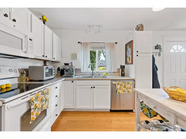 Milwaukie, OR 97222,4502 SE JACKSON ST