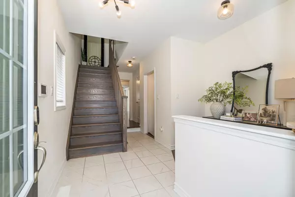 Whitby, ON L1P 0G4,45 George Holley ST