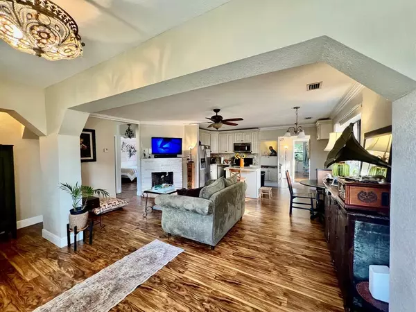 Hollywood, FL 33020,2628 Hayes St