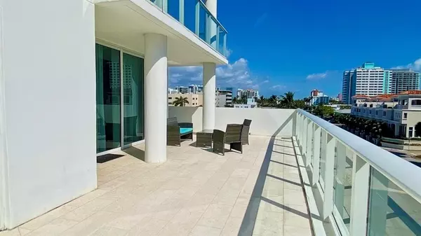 Fort Lauderdale, FL 33304,401 N Birch Rd #415