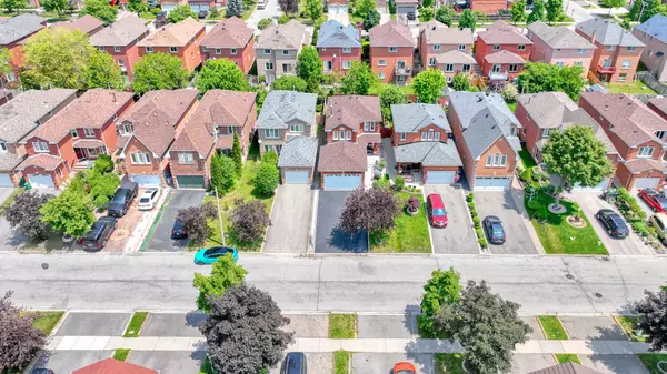 Mississauga, ON L5M 5N1,4769 Rosebush RD