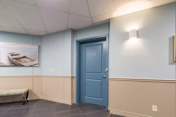 Cobourg, ON K9A 5X2,148 Third ST #212