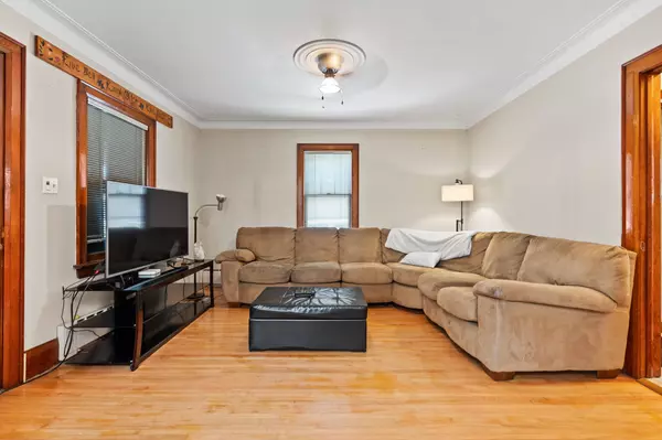 Niagara Falls, ON L2G 4A6,5675 Temperance AVE