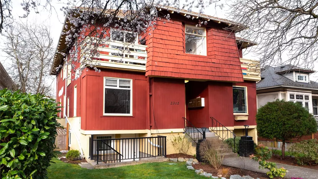 2312 Wark St, Victoria, BC V8T 4G6