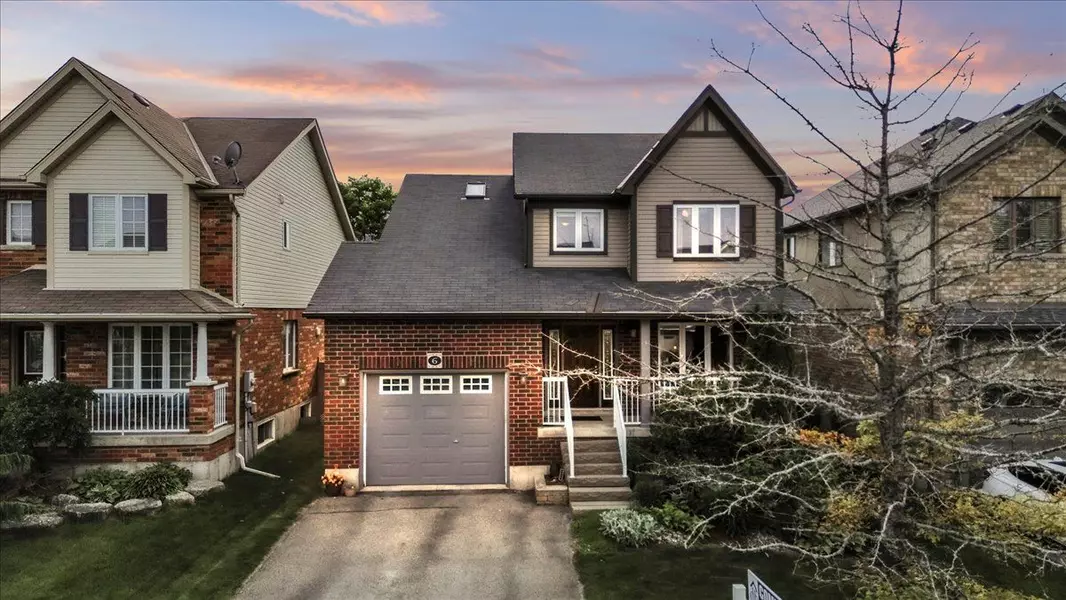 6 Mason ST, Orangeville, ON L9W 1K1