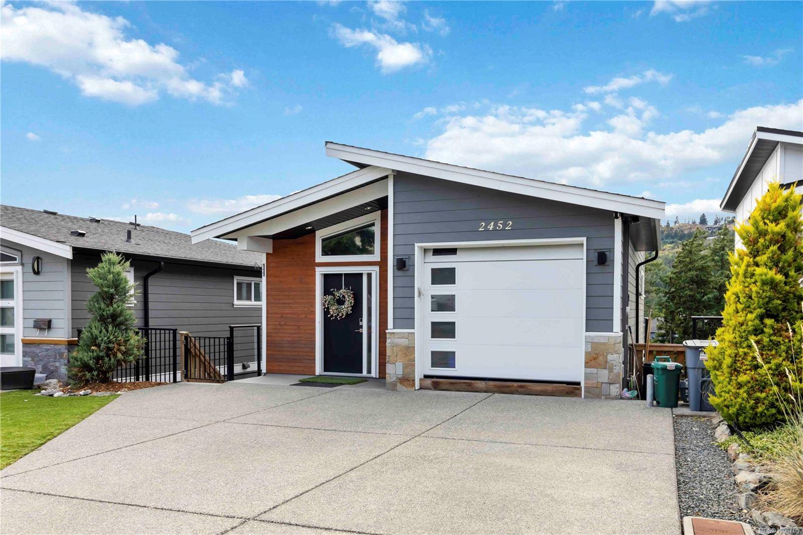 Langford, BC V9B 5X6,2452 Prospector Way
