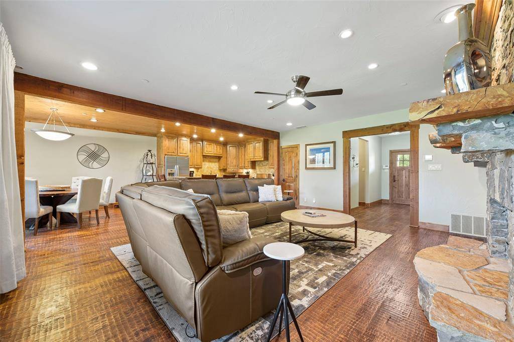 Possum Kingdom Lake, TX 76449,2033 Harbor Way #103