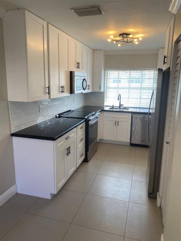 Weston, FL 33326,1405 Cottonwood Cir