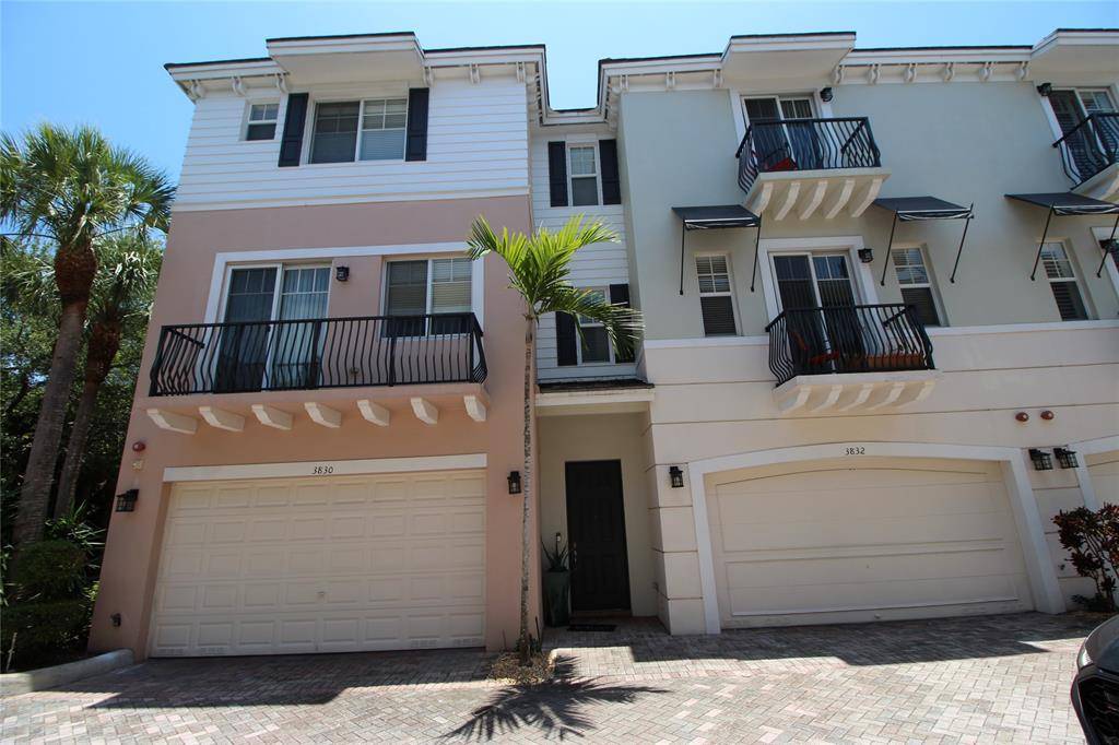 3830 NW 5th Ter, Boca Raton, FL 33431