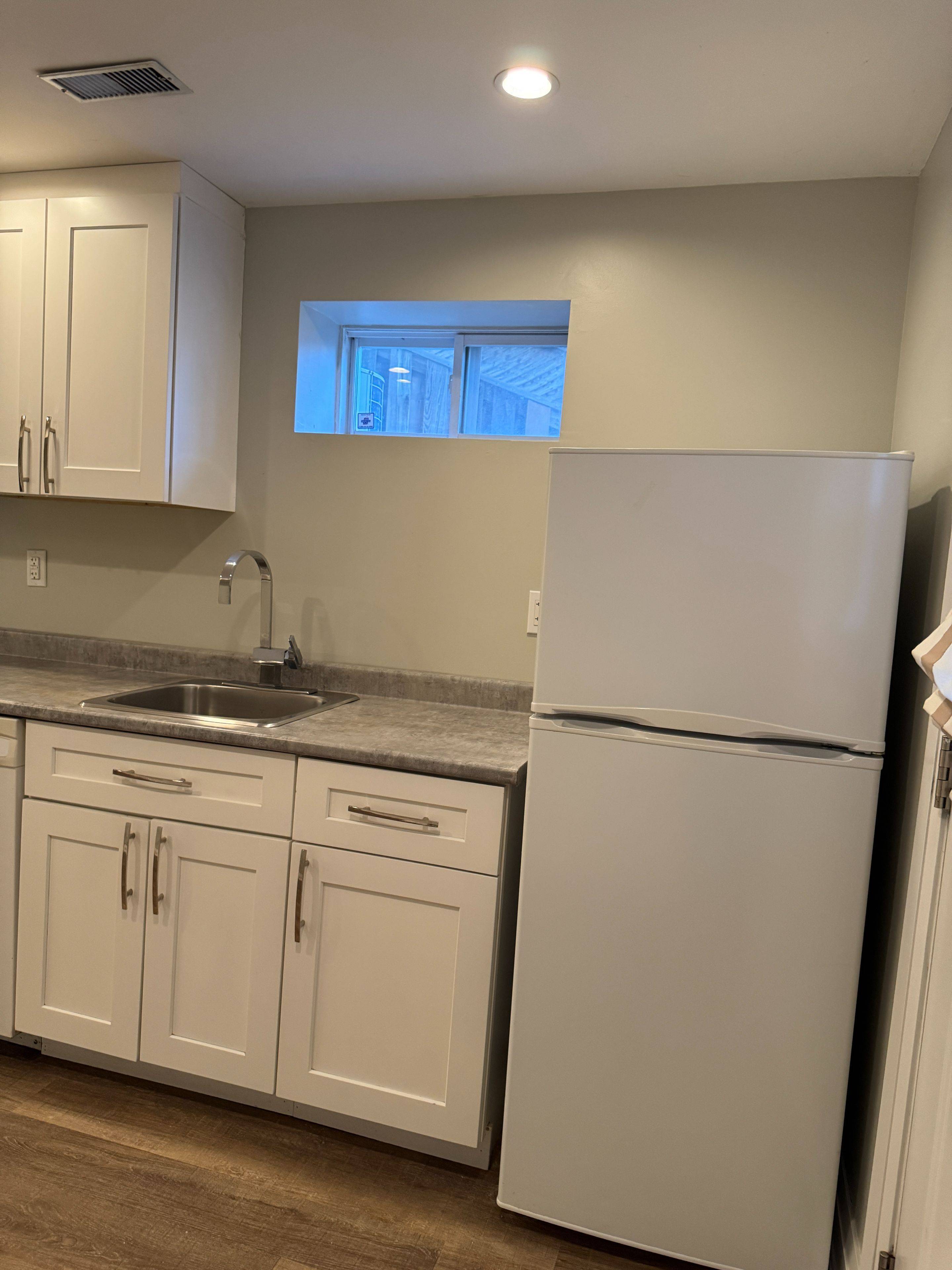 Oakville, ON L6H 6B9,450 Levanna LN #Lower