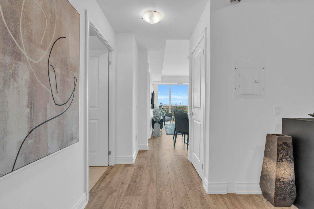 Milton, ON L9T 9M3,1050 Main ST E #1004