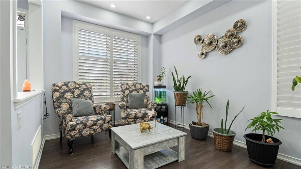 Brantford, ON N3T 5L5,51 Burgess CRES