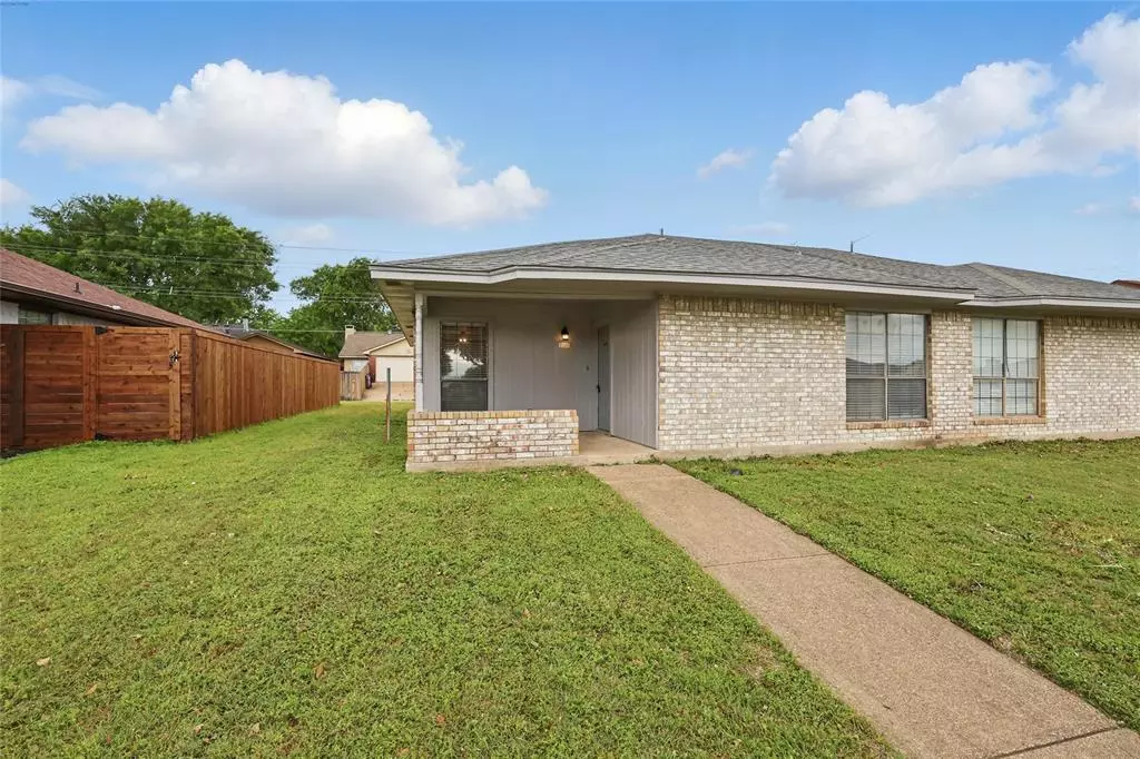 Glenn Heights, TX 75154,1723 Creekview Drive