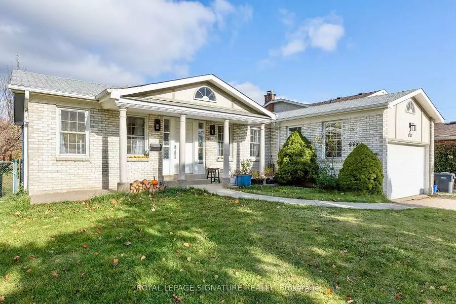 Mississauga, ON L4W 2E5,1737 Branchwood PARK #Main