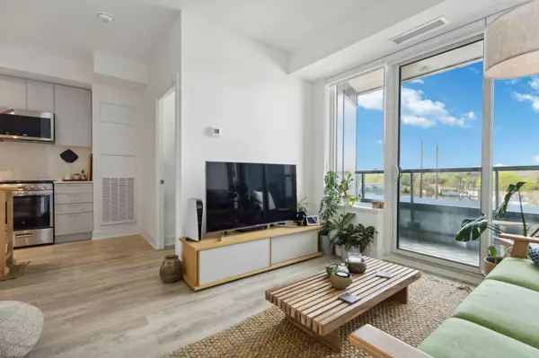 Newmarket, ON L3Y 0G7,185 Deerfield RD #315