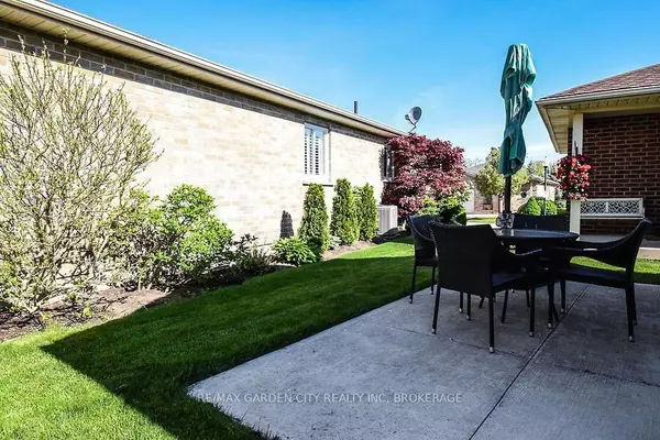 Lincoln, ON L0R 2C0,3951 Durban LN