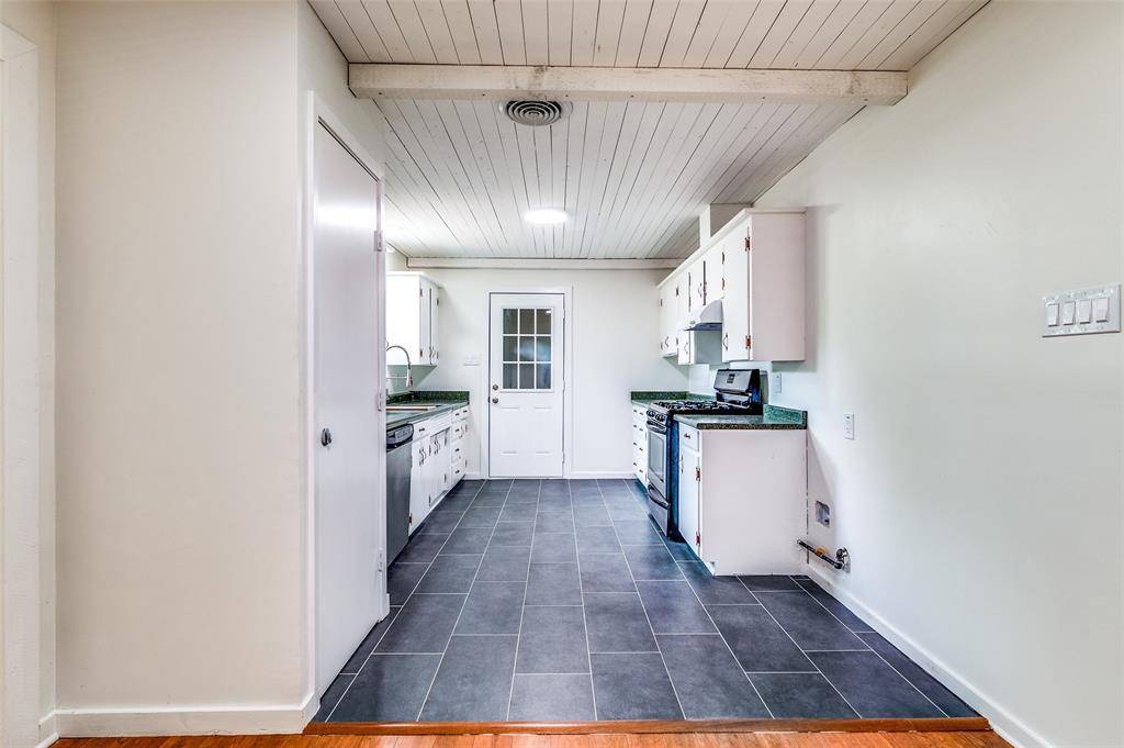 Grapevine, TX 76051,1230 Bellaire Drive