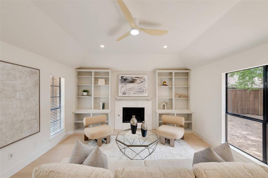 Dallas, TX 75214,5623 Reiger Avenue
