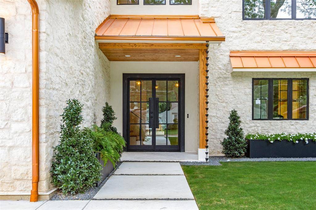 Dallas, TX 75214,6446 Lange Circle