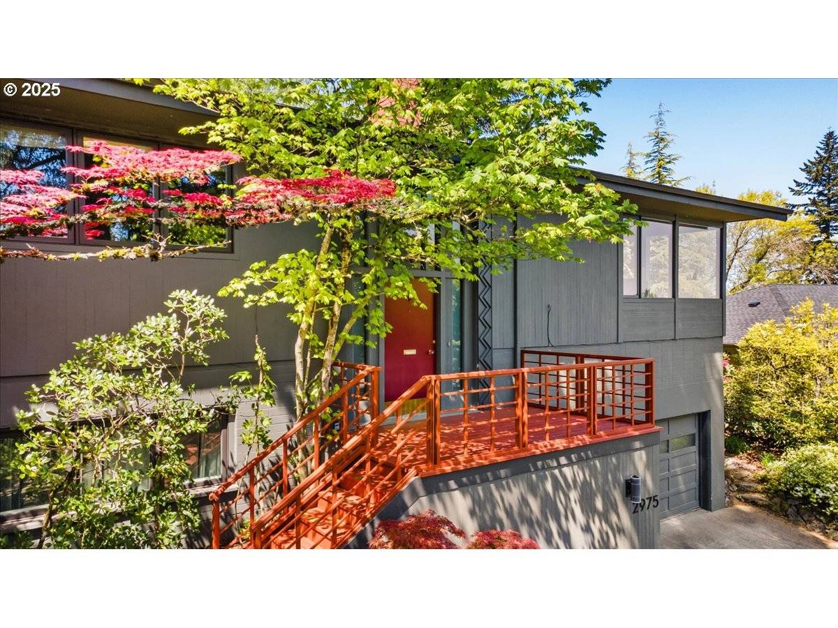 Portland, OR 97205,2975 SW CANTERBURY LN