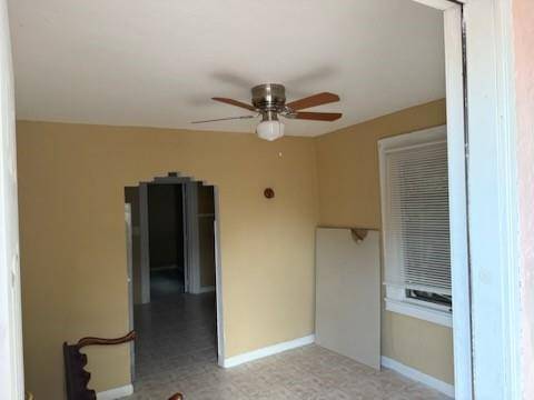 Miami, FL 33150,524 NW 98 ST