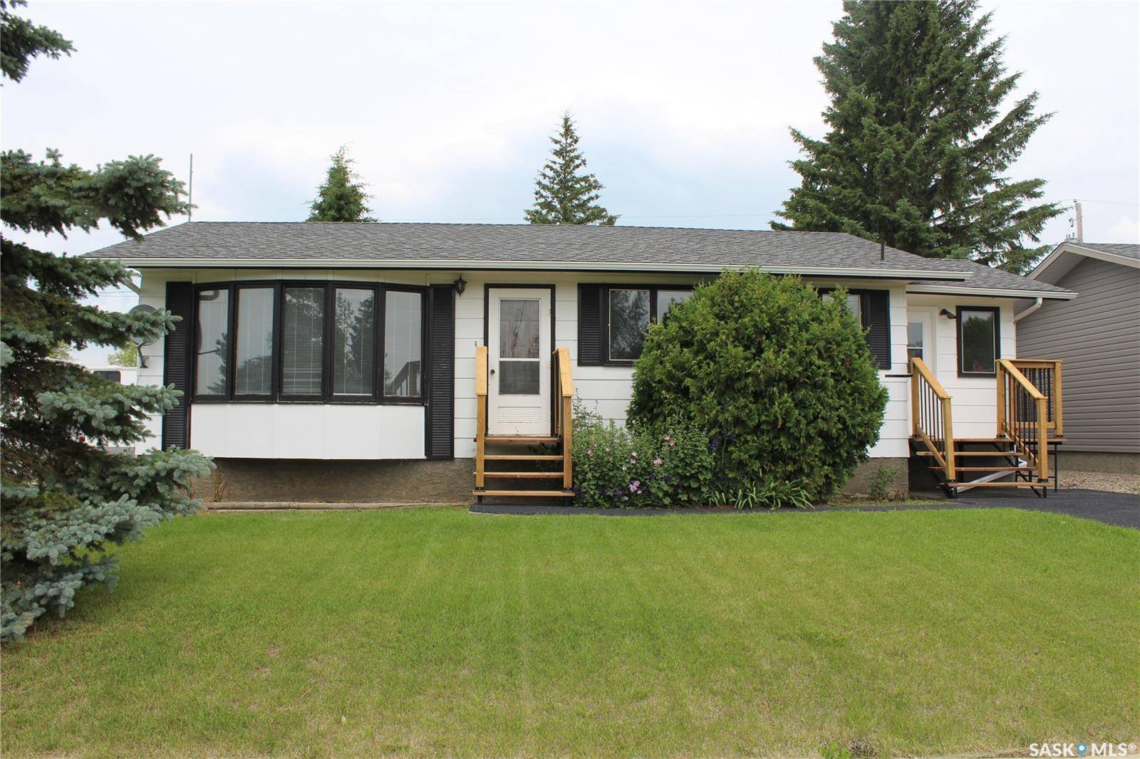 407 2nd AVENUE W, Wilkie, SK S0K 4W0