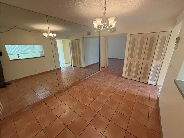 Tamarac, FL 33319,6075 N Sabal Palm Blvd #103