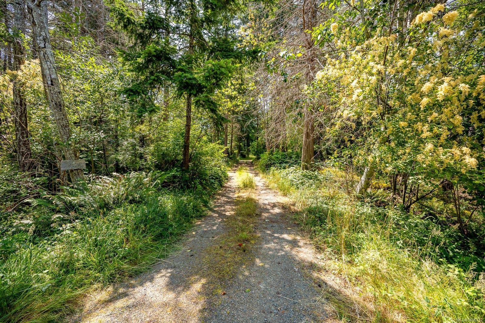 Hornby Island, BC V0R 1Z0,3450 Brigantine Cres