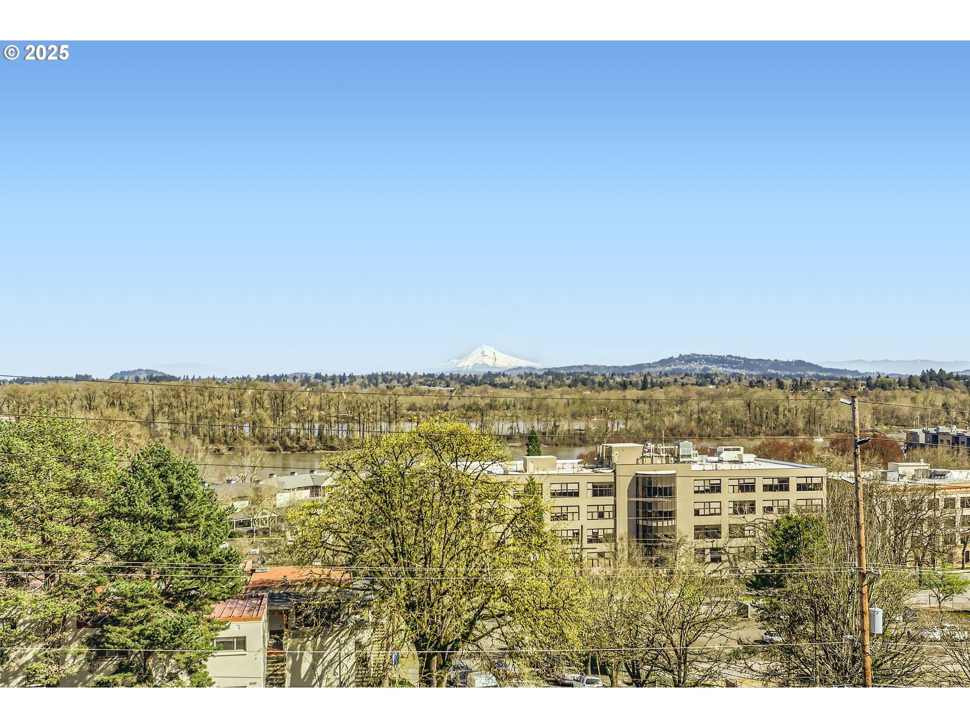 Portland, OR 97239,5036 SW VIEW POINT TER